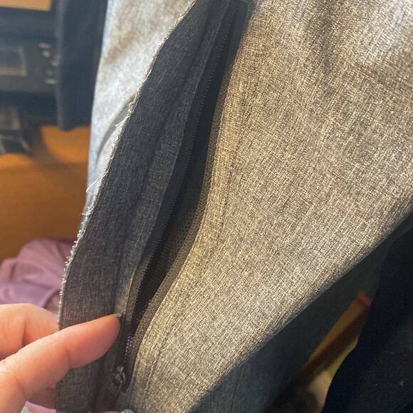 THE NORTH FACE Bomber jacket with attached hood - Picture 4 of 8